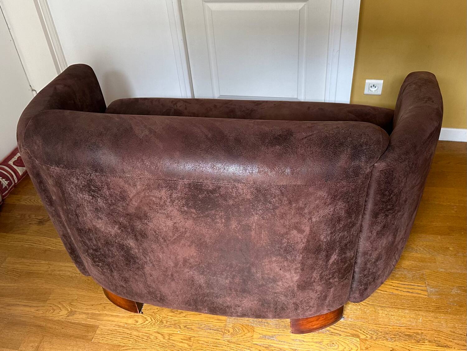 Canapé club en cuir