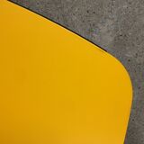Tables 519 Petalo  de Charlotte Perriand éditon Cassina