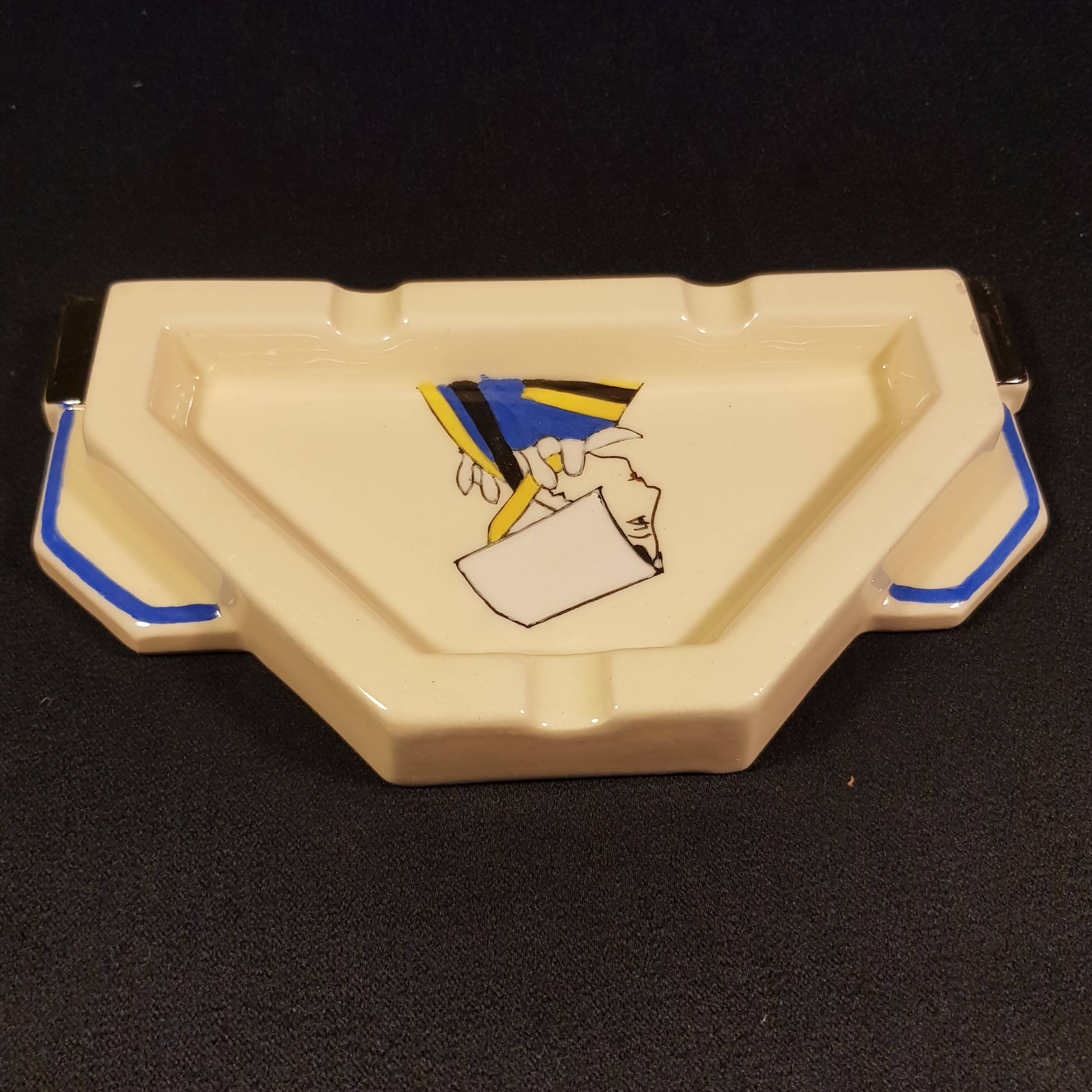 Henriot Quimper ashtray or pocket tray