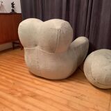 Big Mama" armchair designed by Gaetano Pesce, UP limited 40, B&B Italia