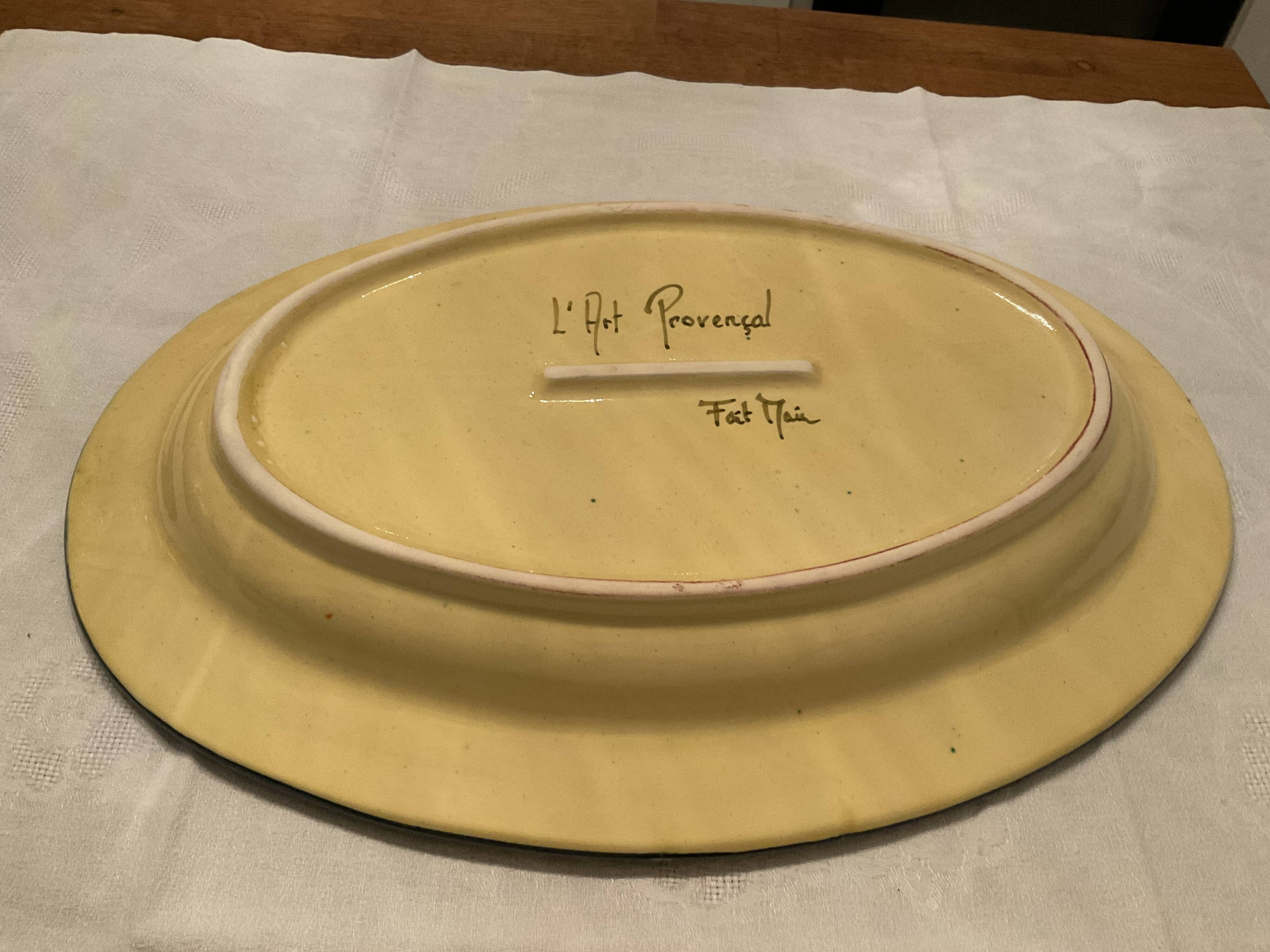 Plat ovale, terre cuite vernissée, 40 cm