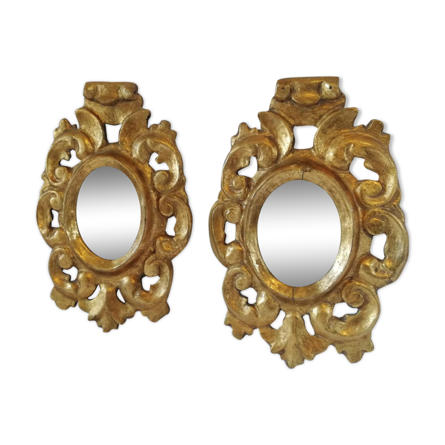 Pair of  baroque mirrors in gilded wood