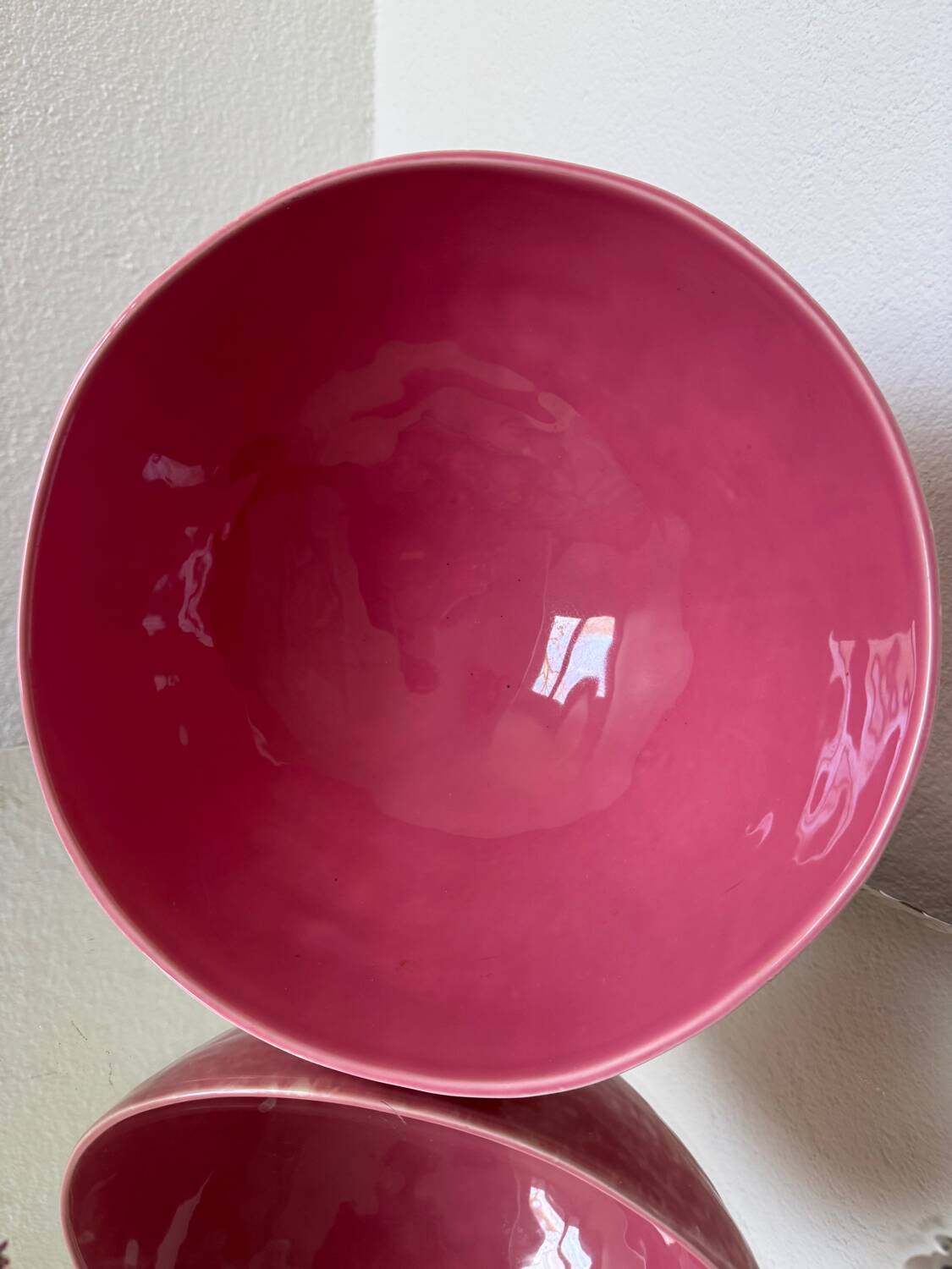 Grande coupe sur pied faïence Digoin rose