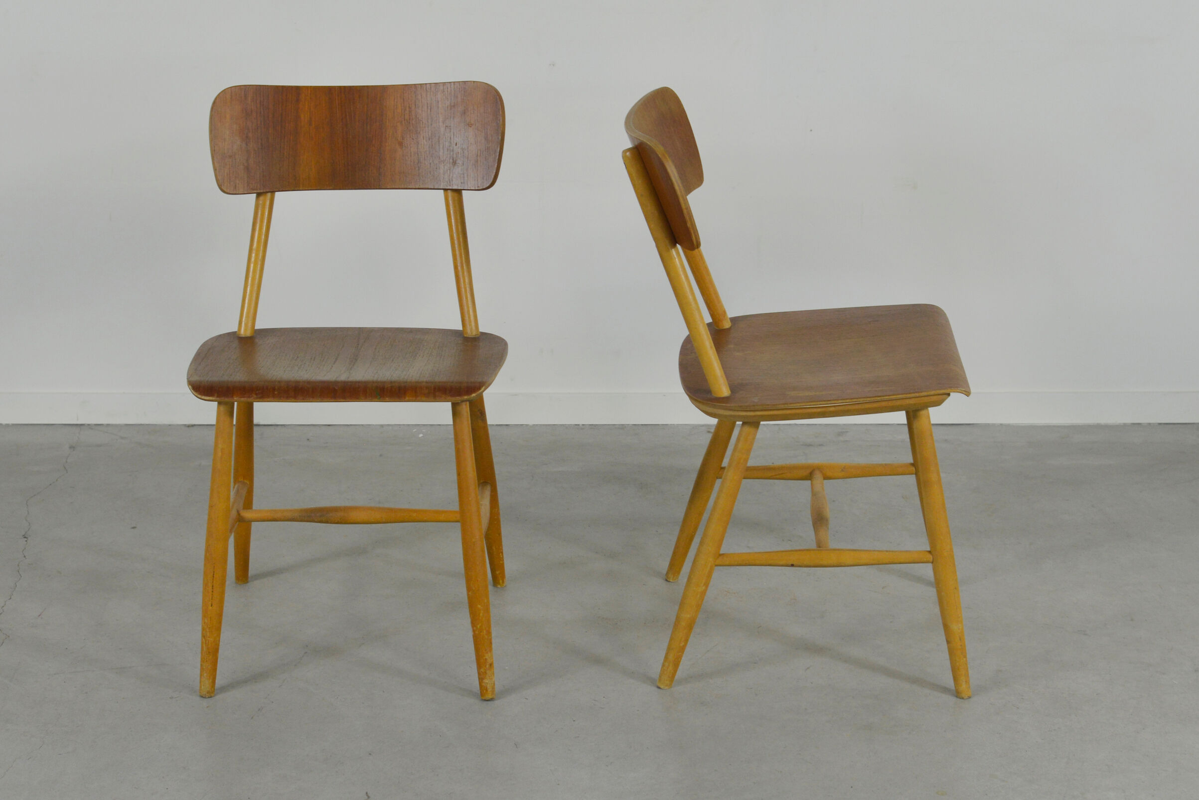 Set of 2 Scandinavian teak chairs 1960s