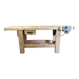 Carpenter's workbench