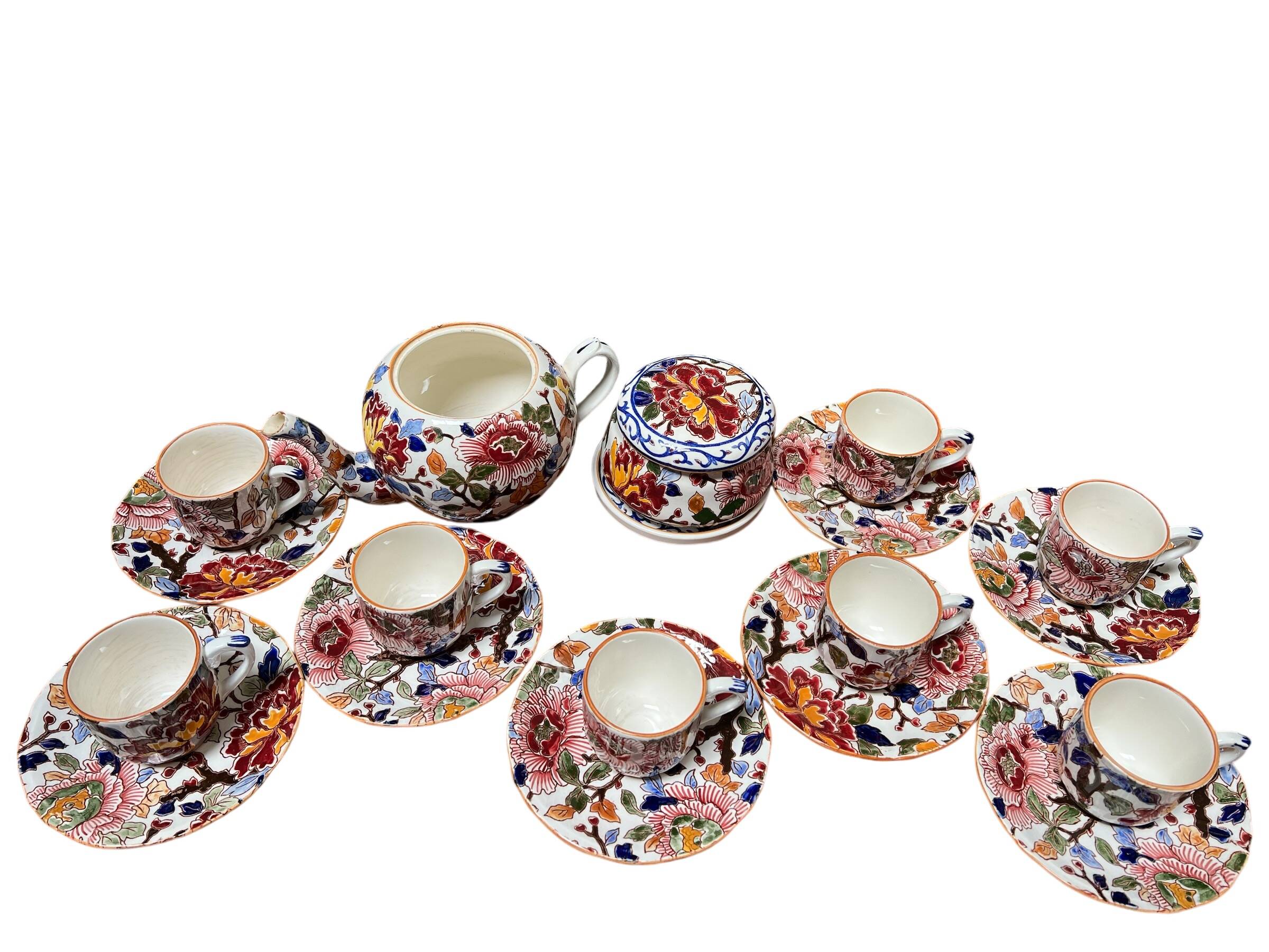 Gien earthenware tea set, peony decoration