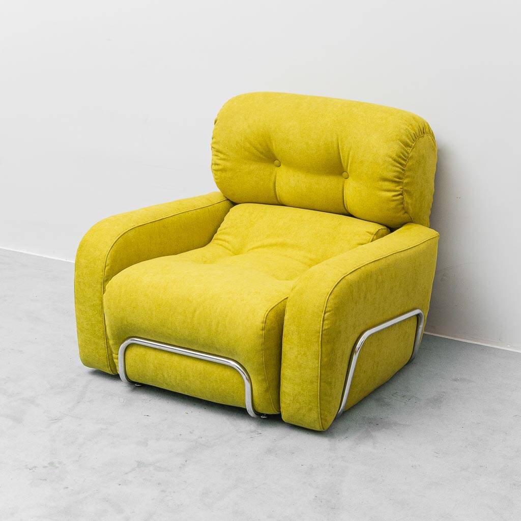 Vintage 1970s green armchair with metal frame – Italian modernist design