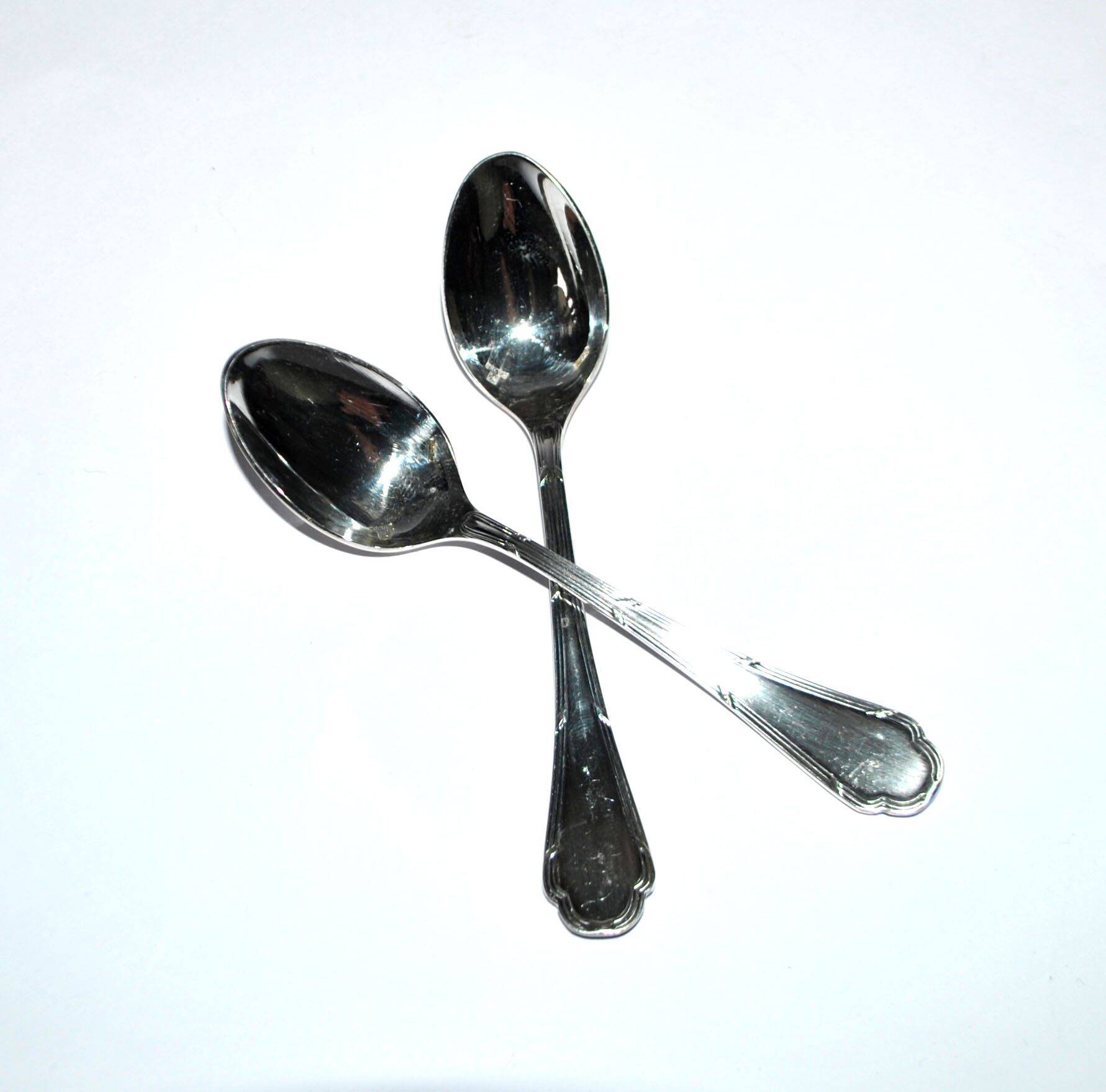 Ercuis set of 2 moka teaspoons Trianon in silver-plated metal with crossed ribbon 11 cm