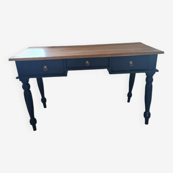 Bleu de Sèvres flat desk