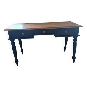 Bleu de Sèvres flat desk