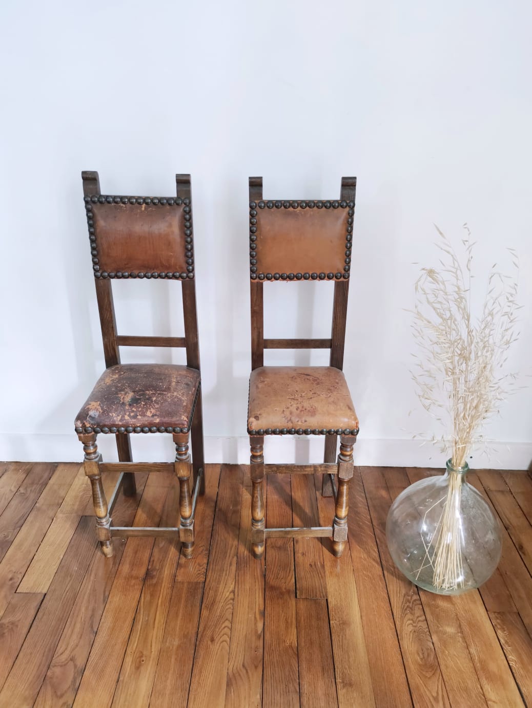 Paire de chaises étroites début XXe