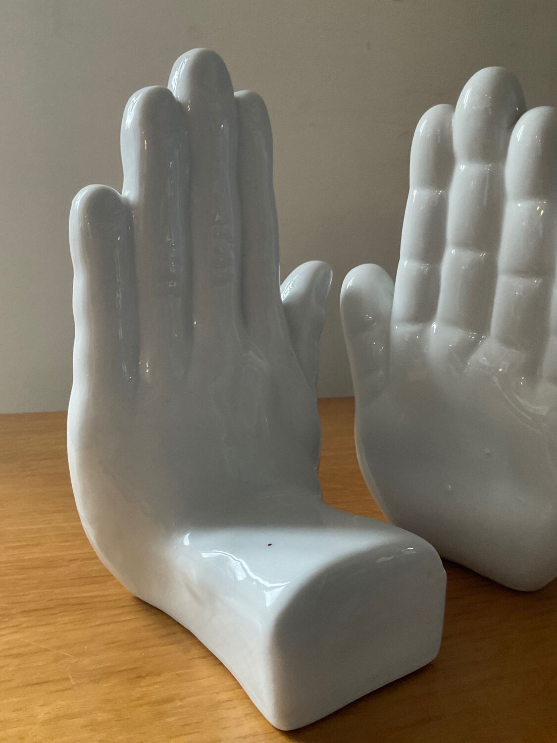 Pair of ceramic hand bookends in the 70s