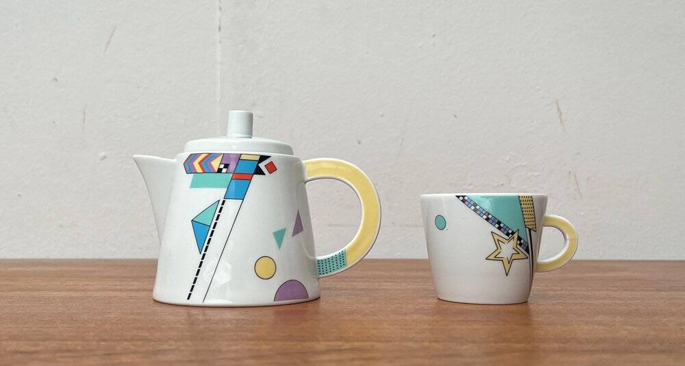 Teapot or coffee pot with cup from the German postmodern VIP collection by Seltmann Weiden, set of 2.