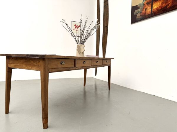 Ancienne table d'école à 8 tiroirs