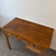 Charmant petit bureau vintage en chêne