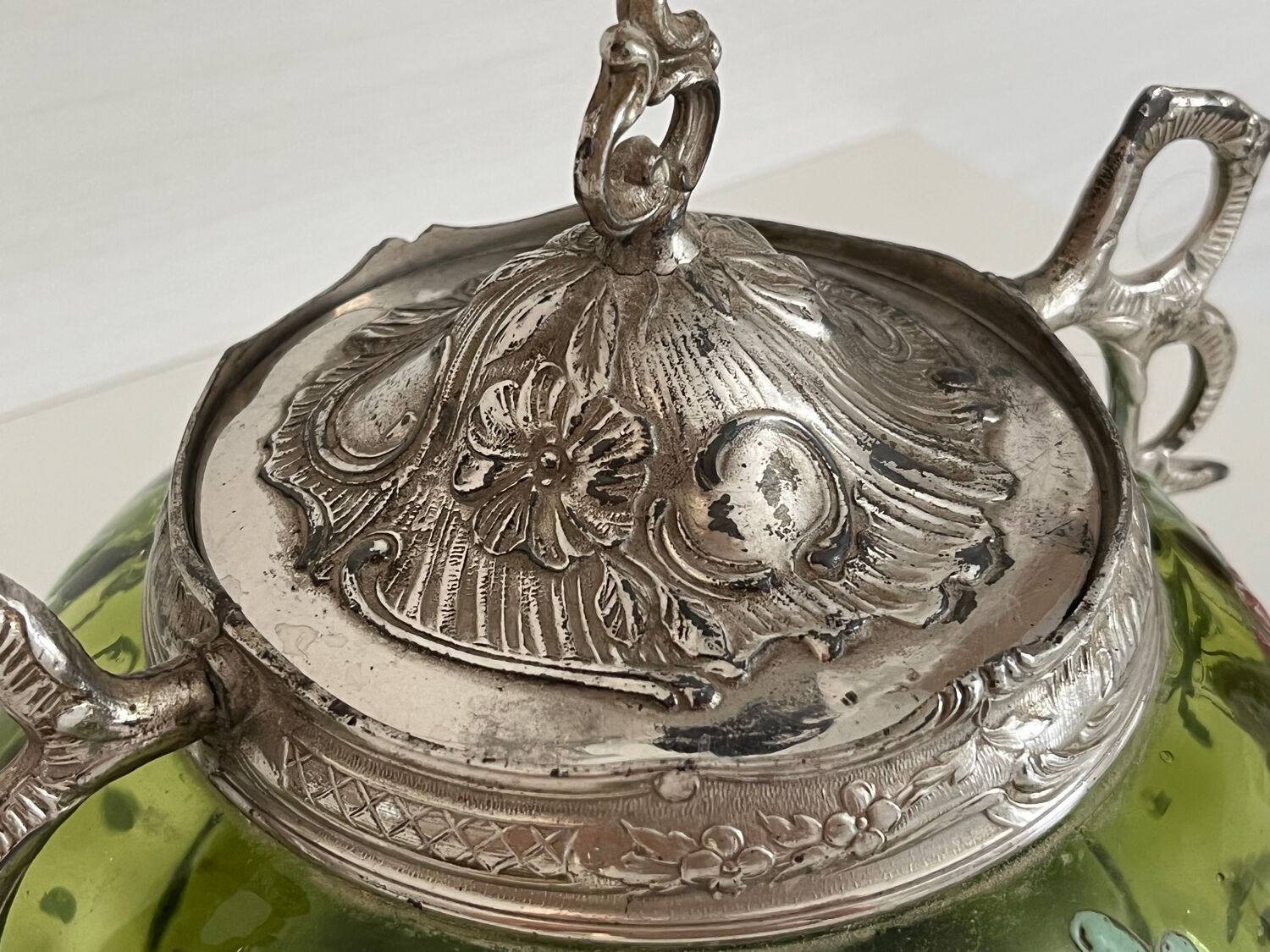 Glass biscuit bucket