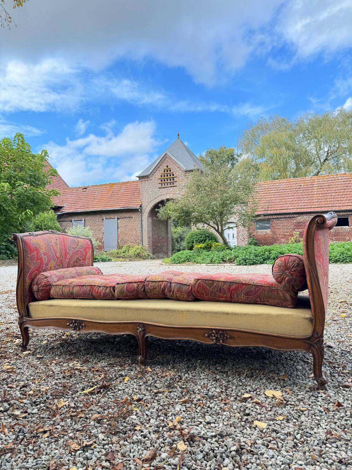 Bench, Daybed in Walnut, Louis XV Style, 19th Century