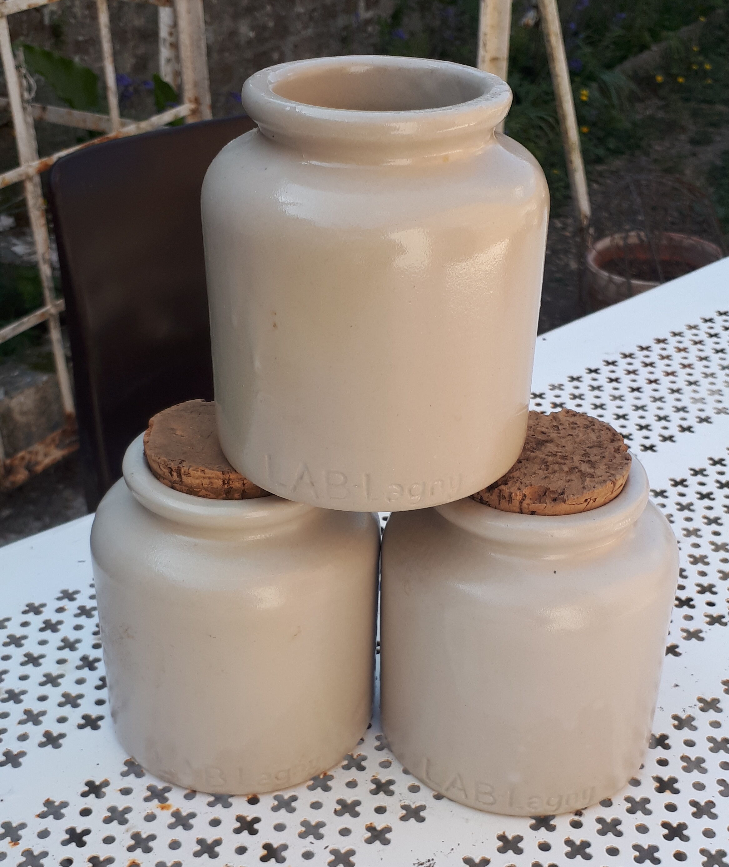 Set of 3 old sandstone pots