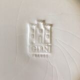 Set of 2 Glen plates with botanical decor