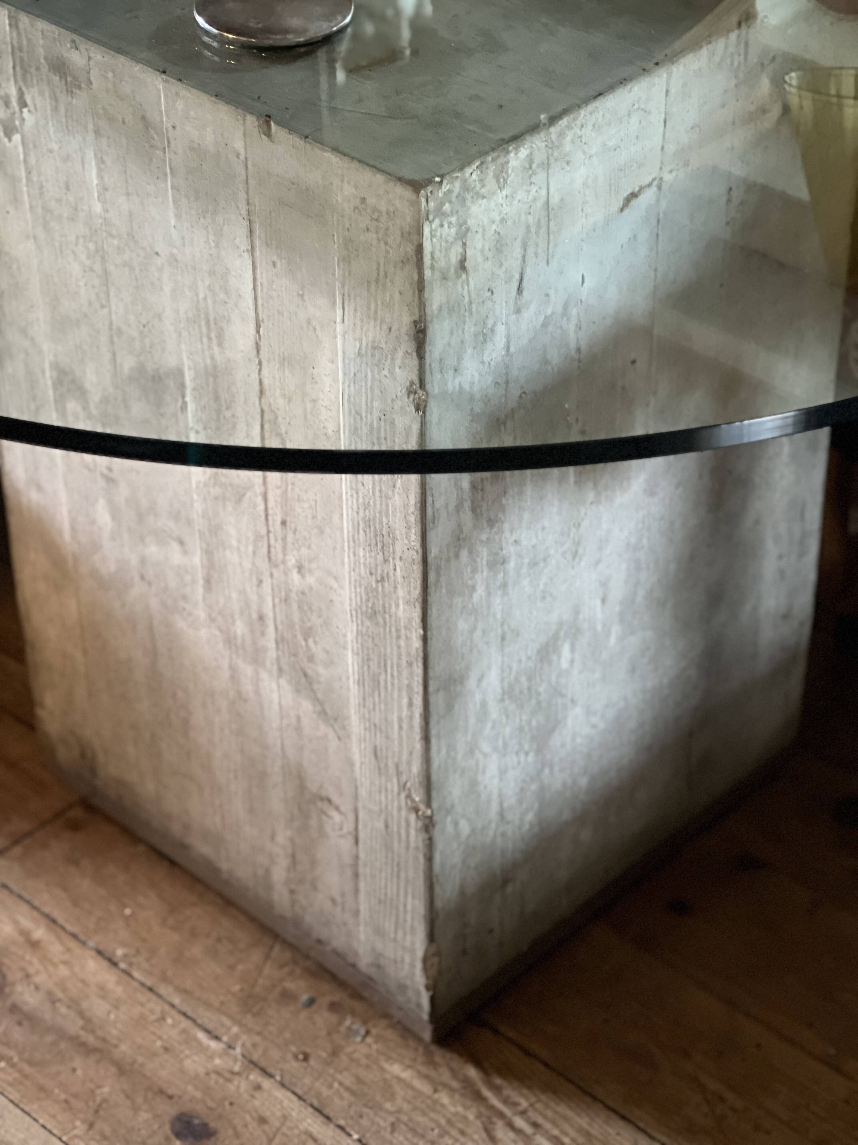 Round table by Sergio & Giorgio Saporiti