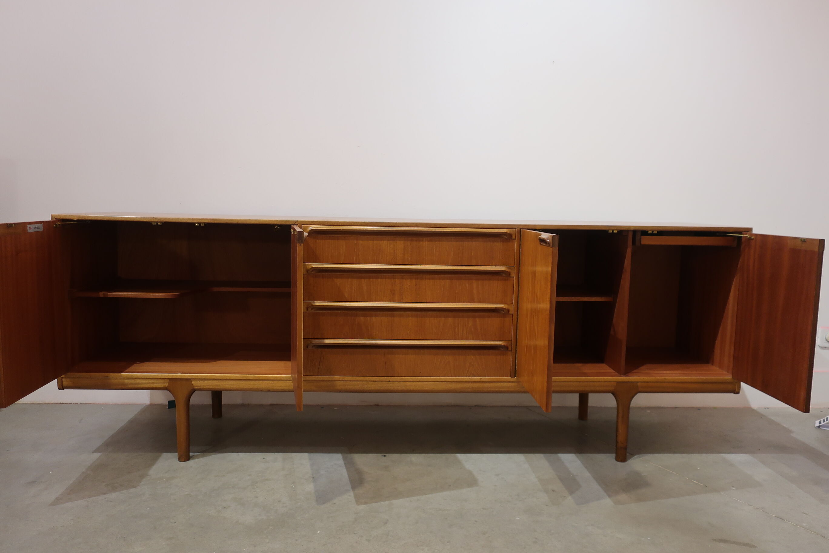 Sideboard Mcintosh teak of the 1960s