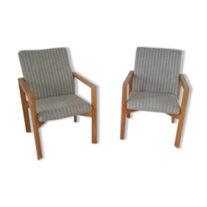 Paire de fauteuils de la marque