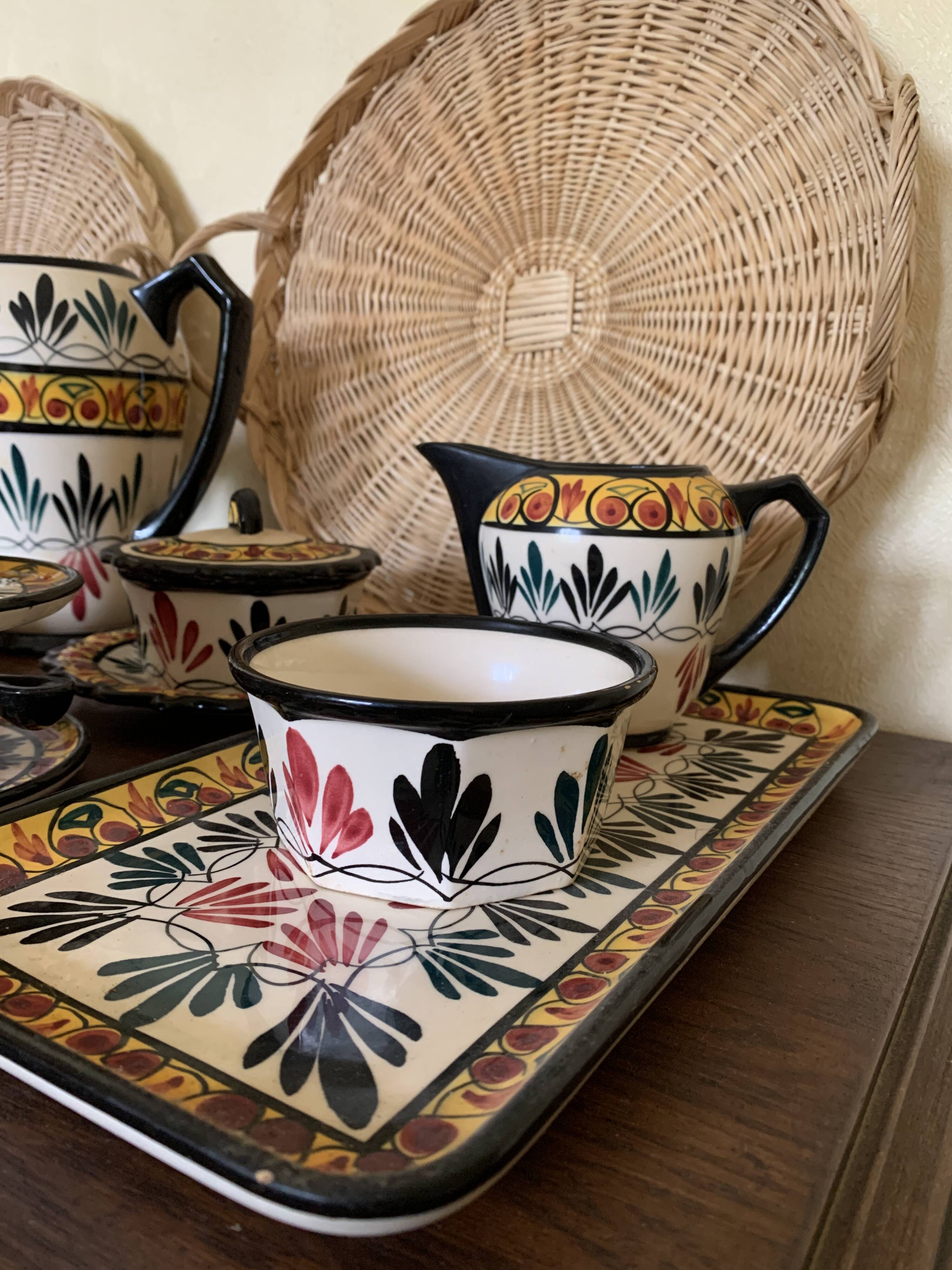 Rare complete Saint Jean de Bretagne coffee service - 10 cups, coffee pot.