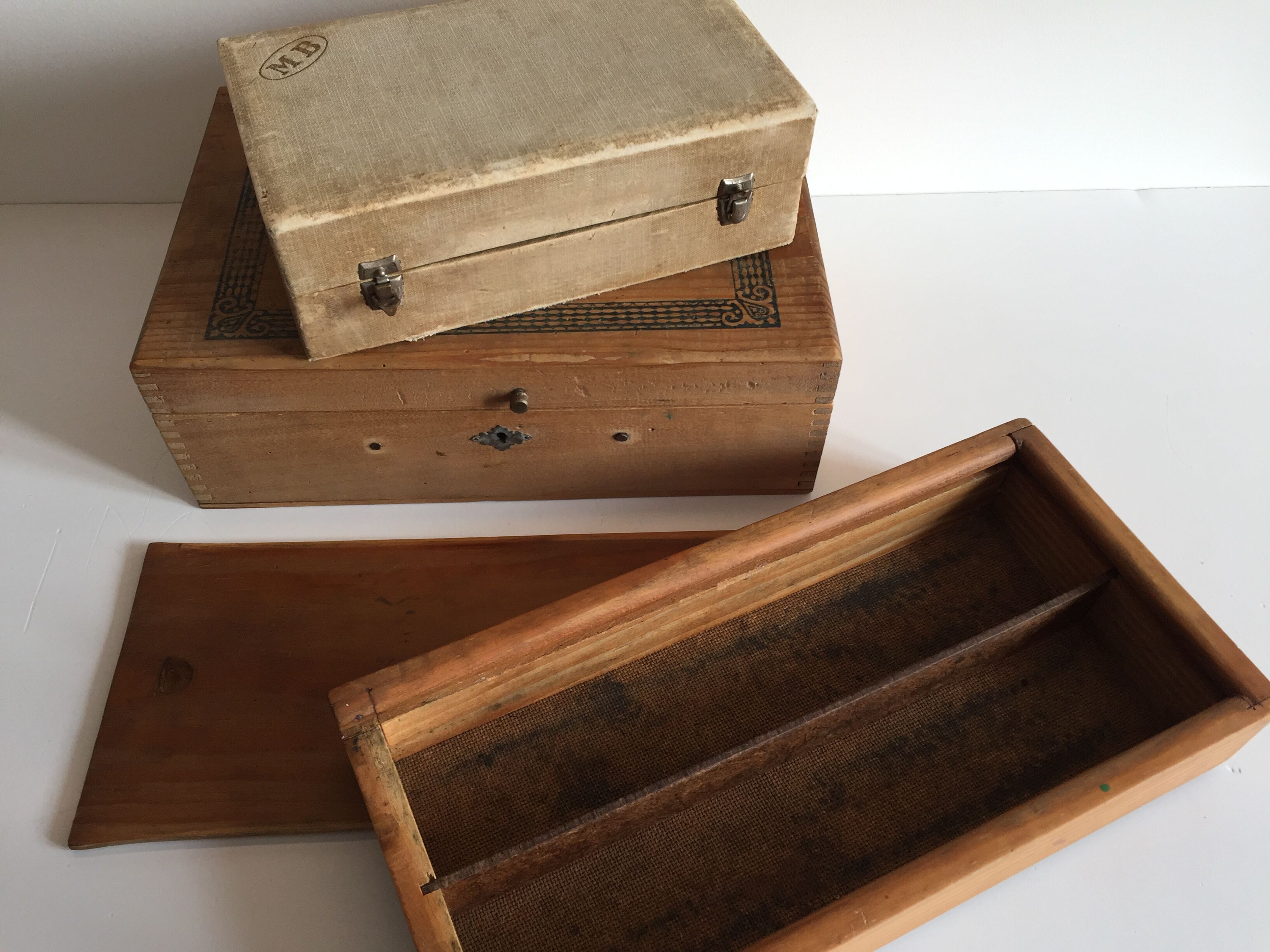 Ensemble de 3 boites en bois toilette de pension vintage
