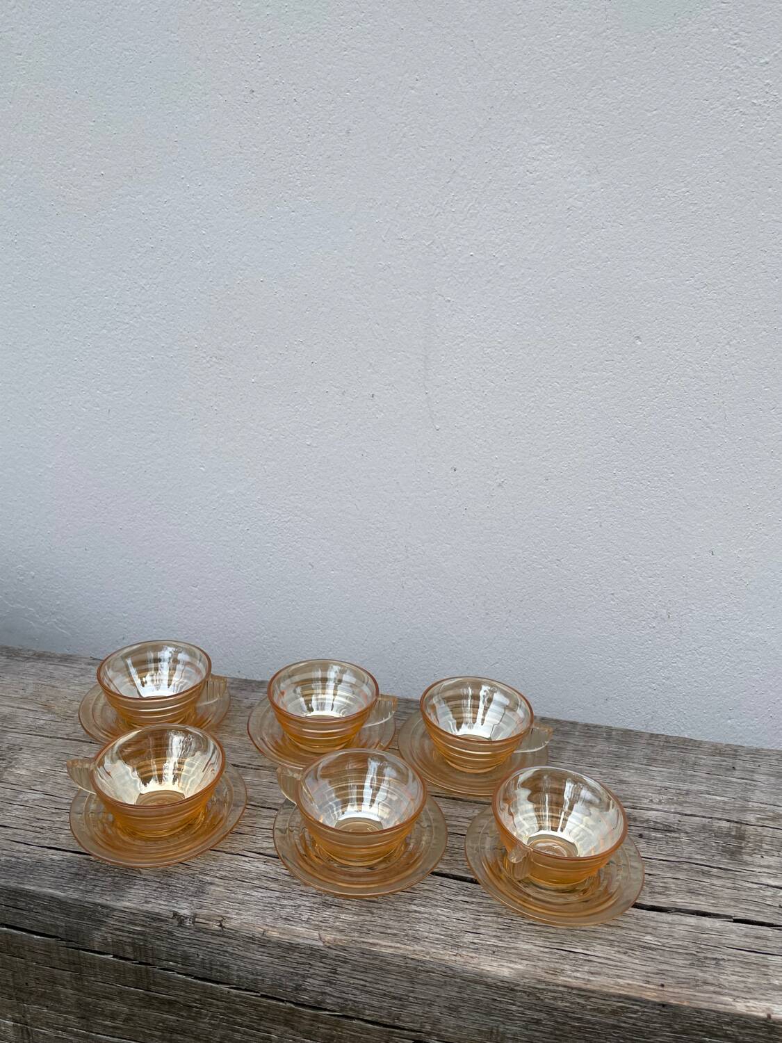 6 tasses à café en verre ambré 1970 italiennes