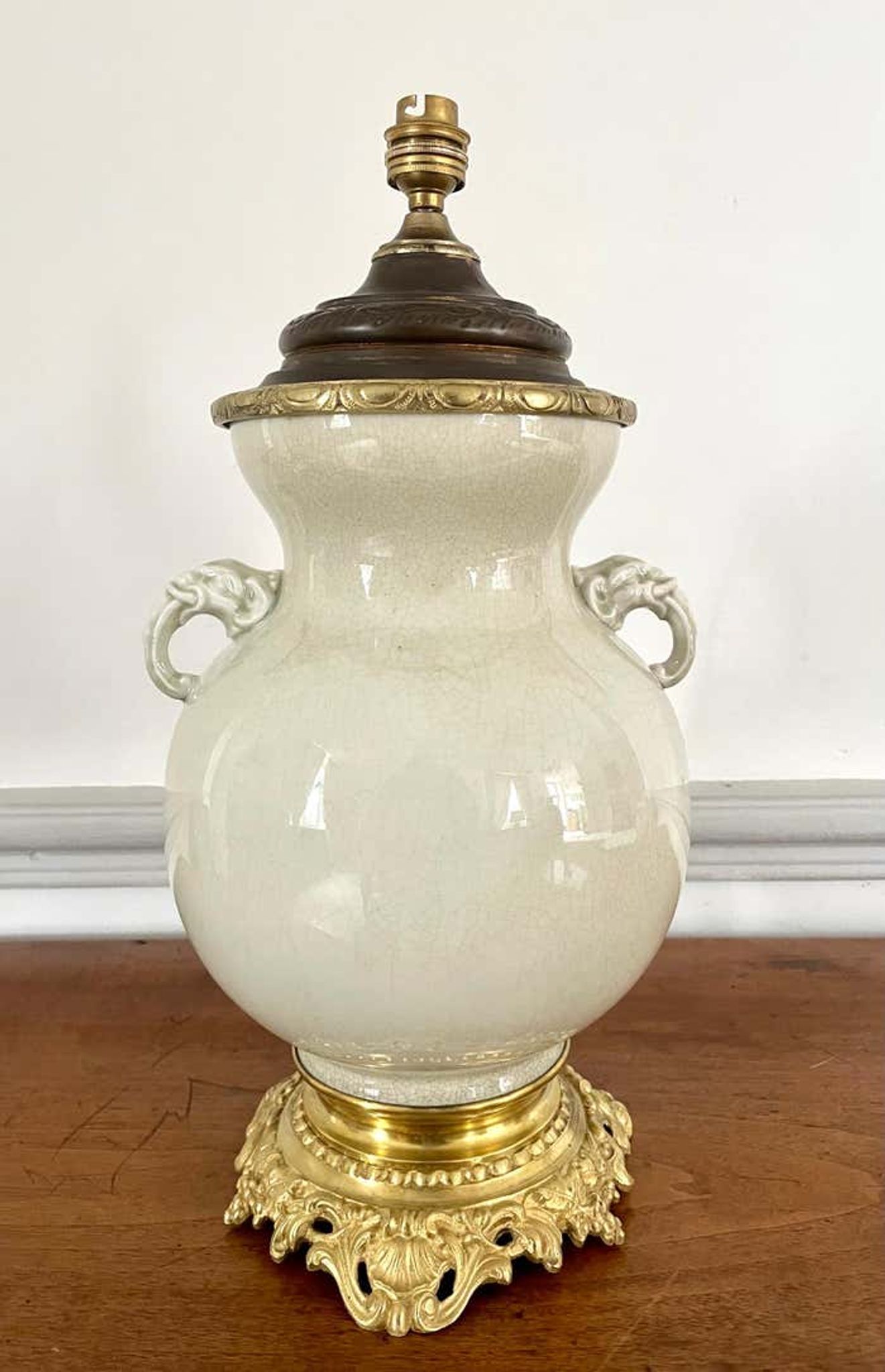 Vase and lamp foot in Chinese porcelain enamelled white cracked ivory - Qing - China XIXth