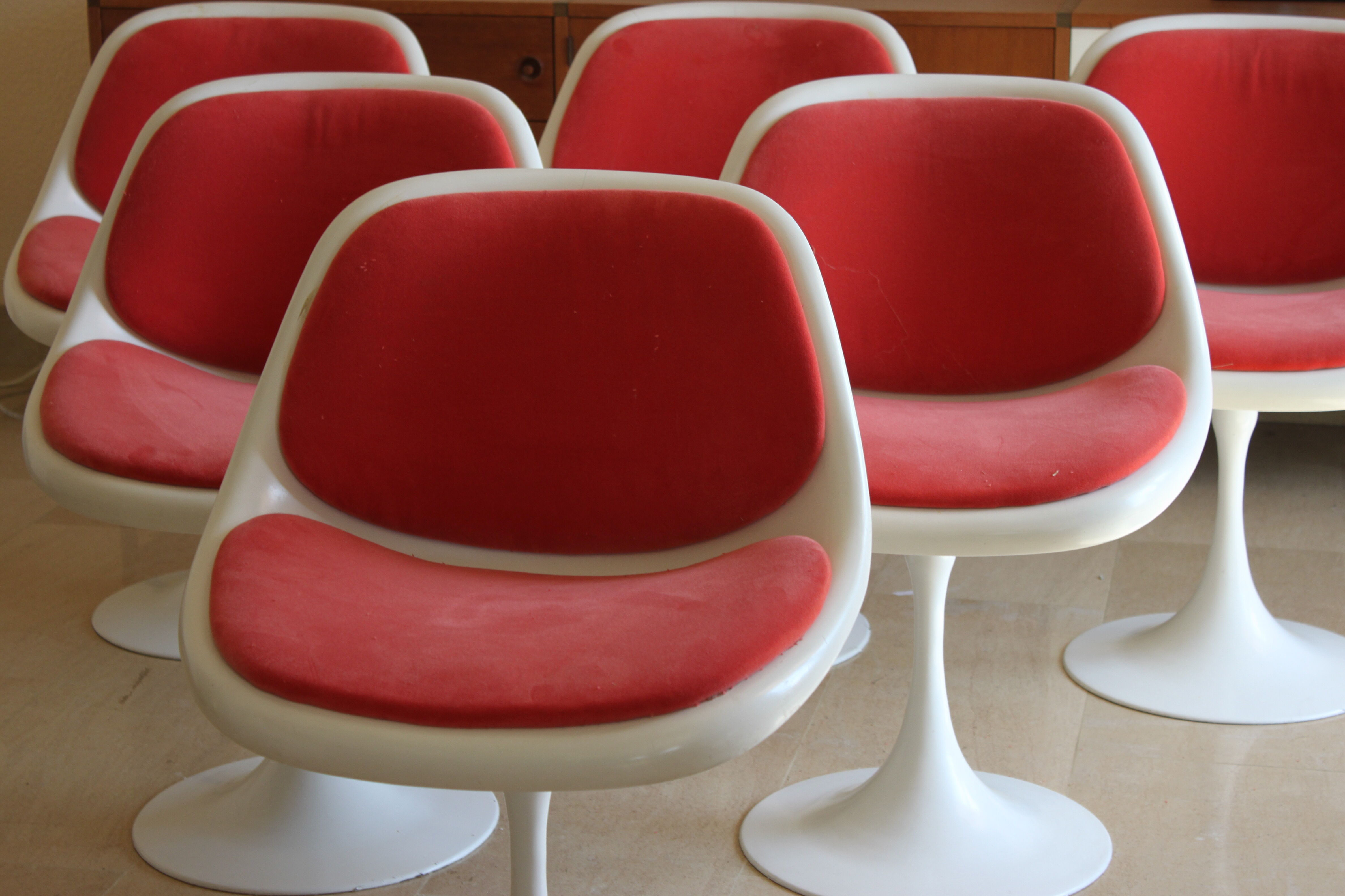 6 tulip chairs from the 70s6