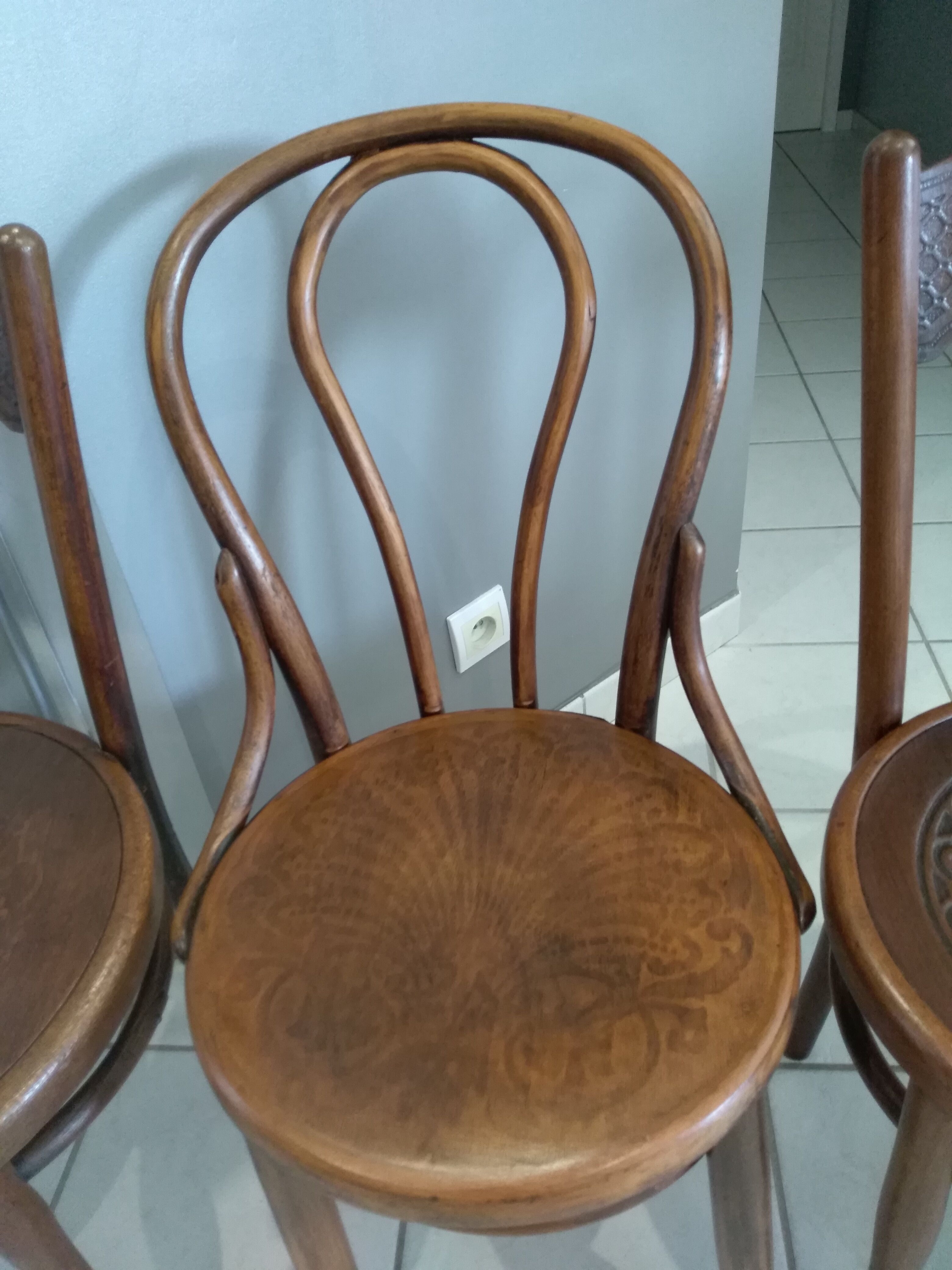 Lot 6 chairs of Bistrot mismatched - 1900