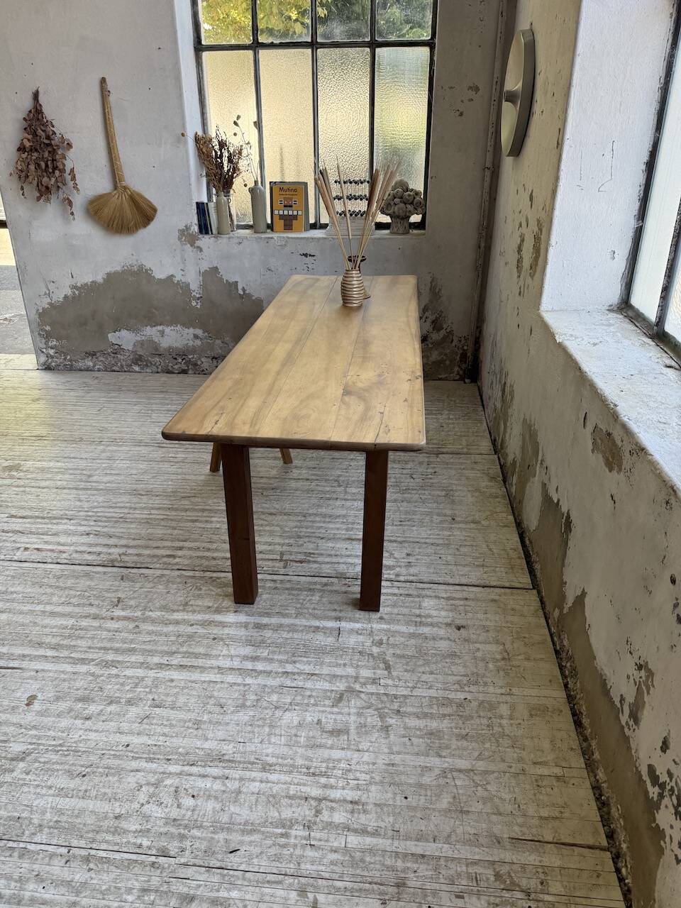 Walnut farmhouse table 2.10m from the 50s