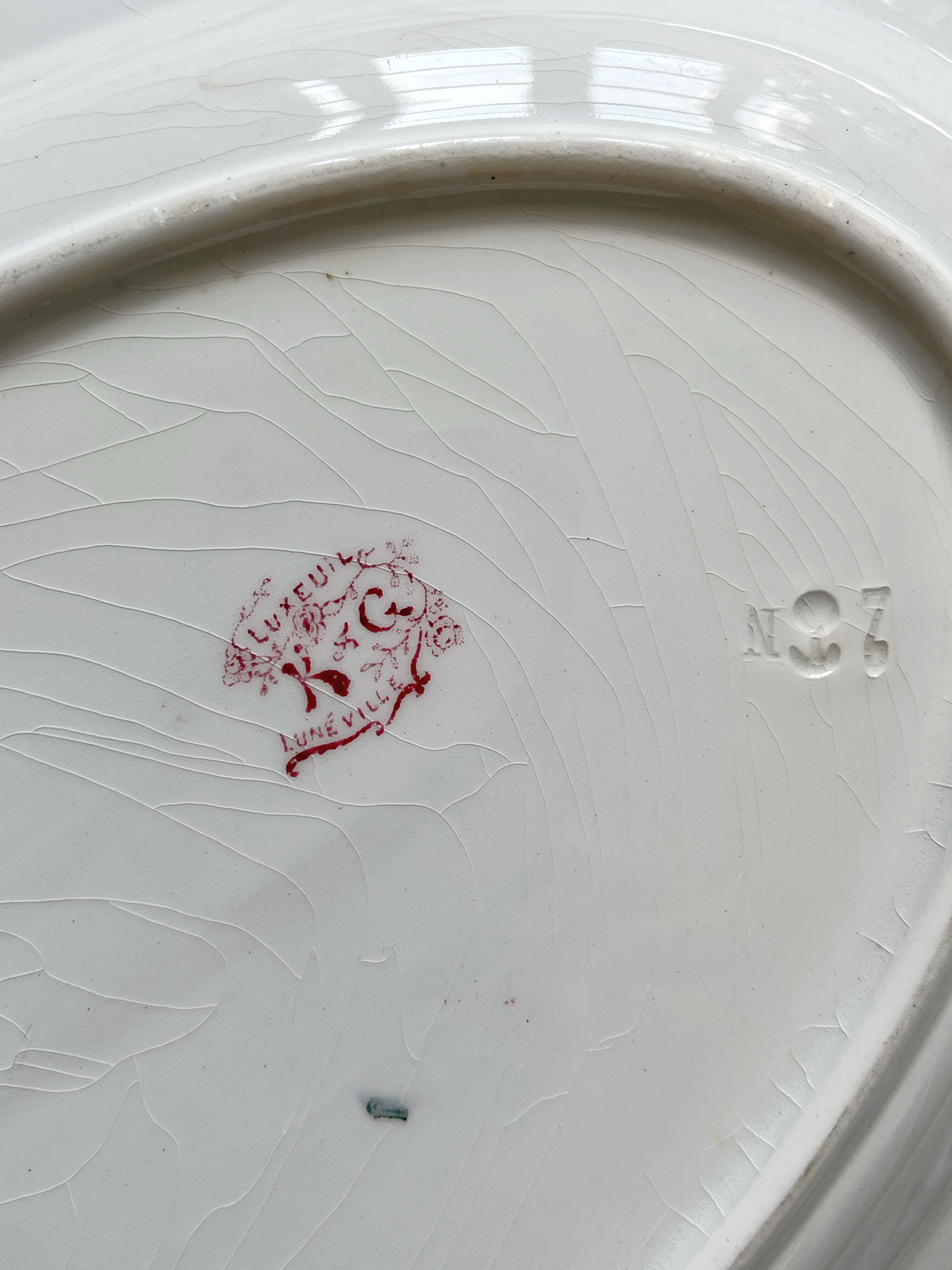 Oval plate in iron earth Luxeuil, KG Lunéville circa 1900
