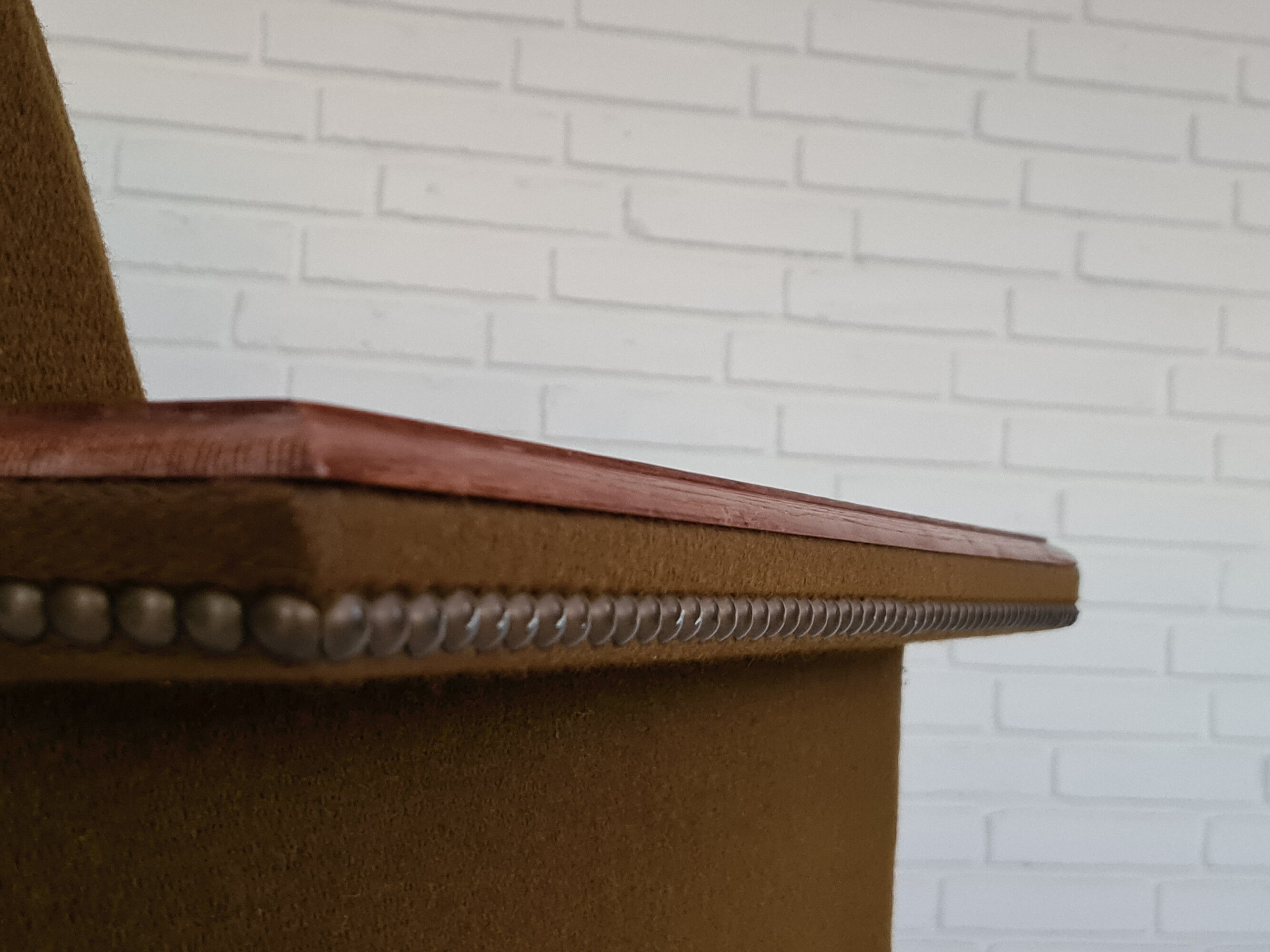 Ensemble de fauteuils bois de chêne laine état d’origine années 1970