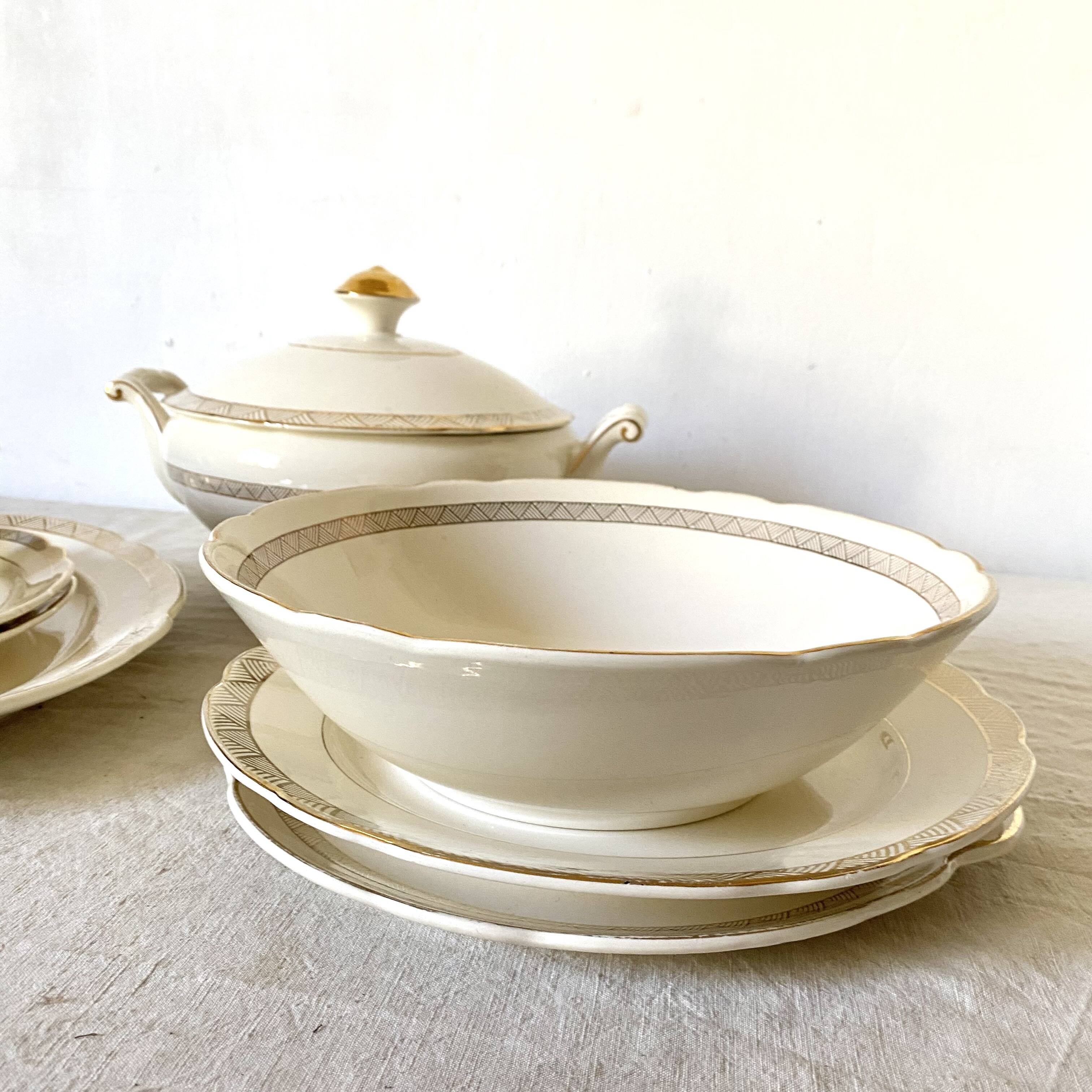 Villeroy and Boch 8-piece serving dish