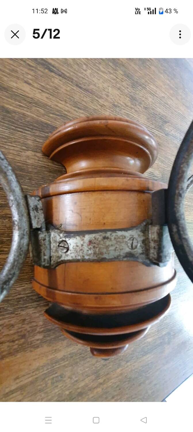 Bentwood/1900s style wall-mounted coat rack