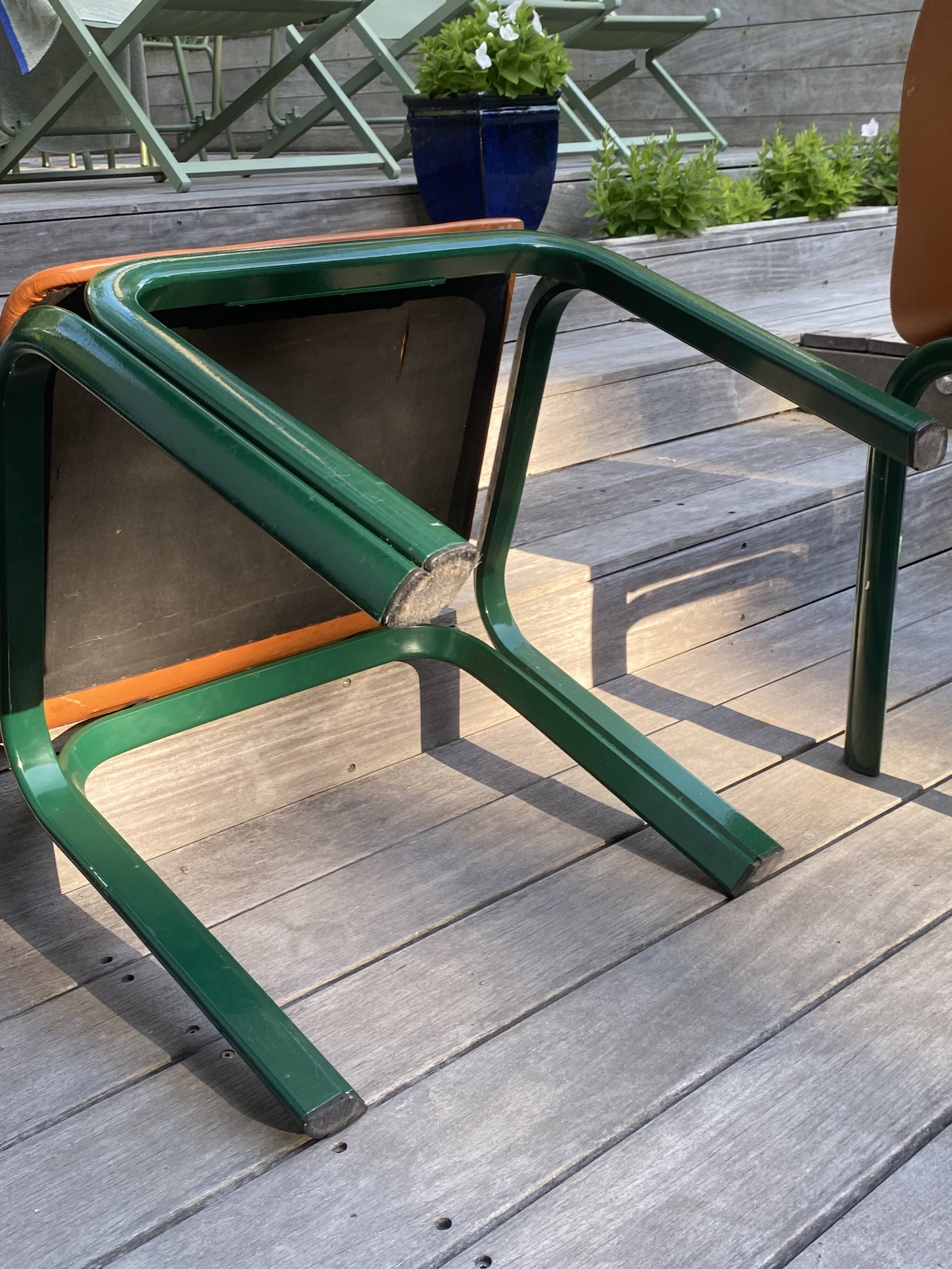 4 chairs model Orsay Gae Aulenti 1975