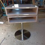 Swivel bedside table