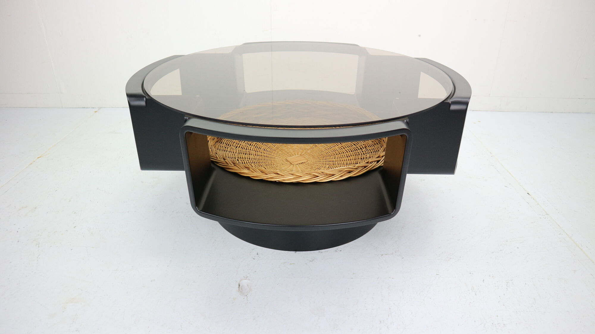 Space Age Ufo coffee table by Jean Maneval, Meubilier De France, 1960