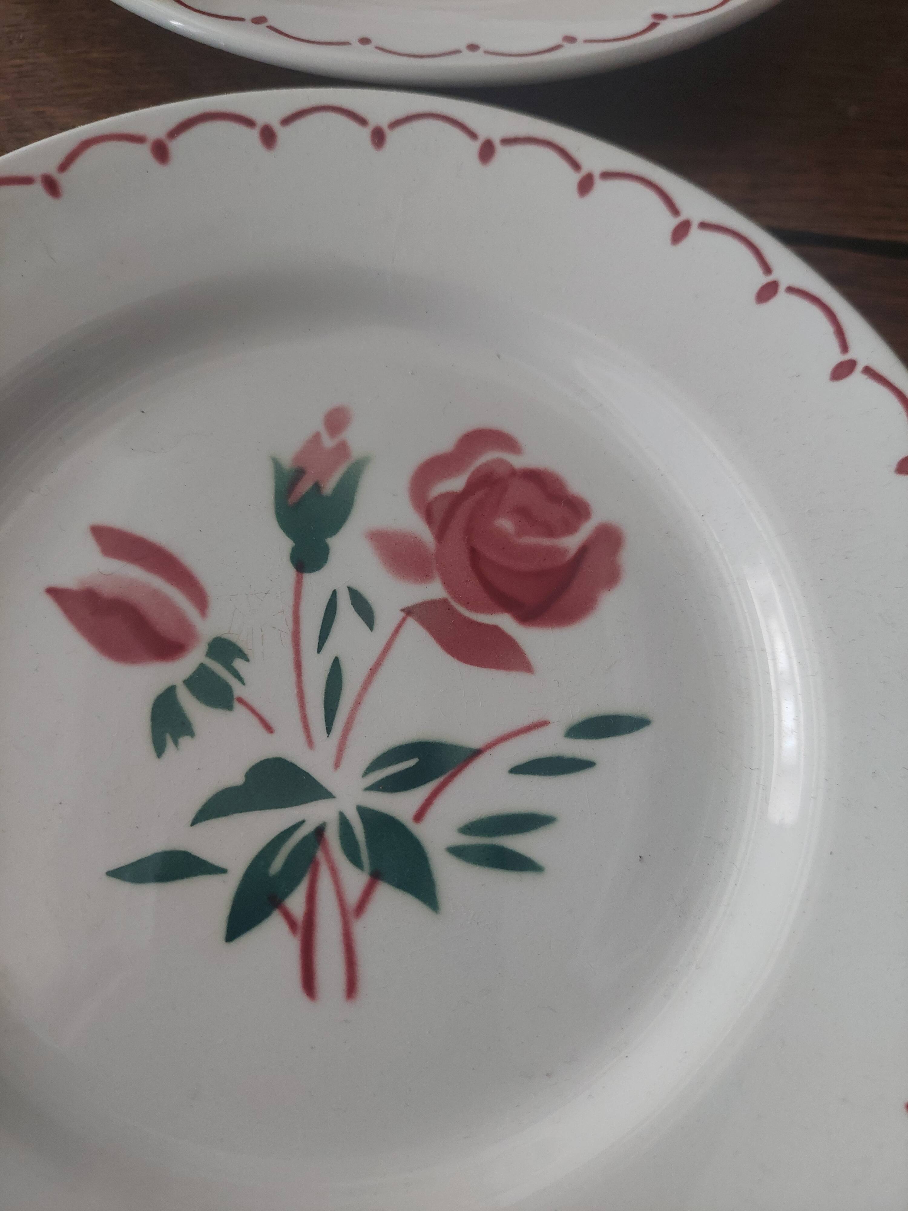 Set of six dessert plates in Badonviller iron earthenware FB year