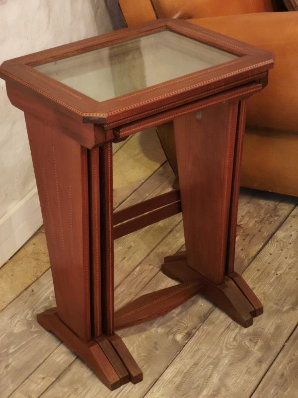 Series of 3 tables gignogne art deco marquetry