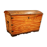 Former large Italian lase chest from the 19th century