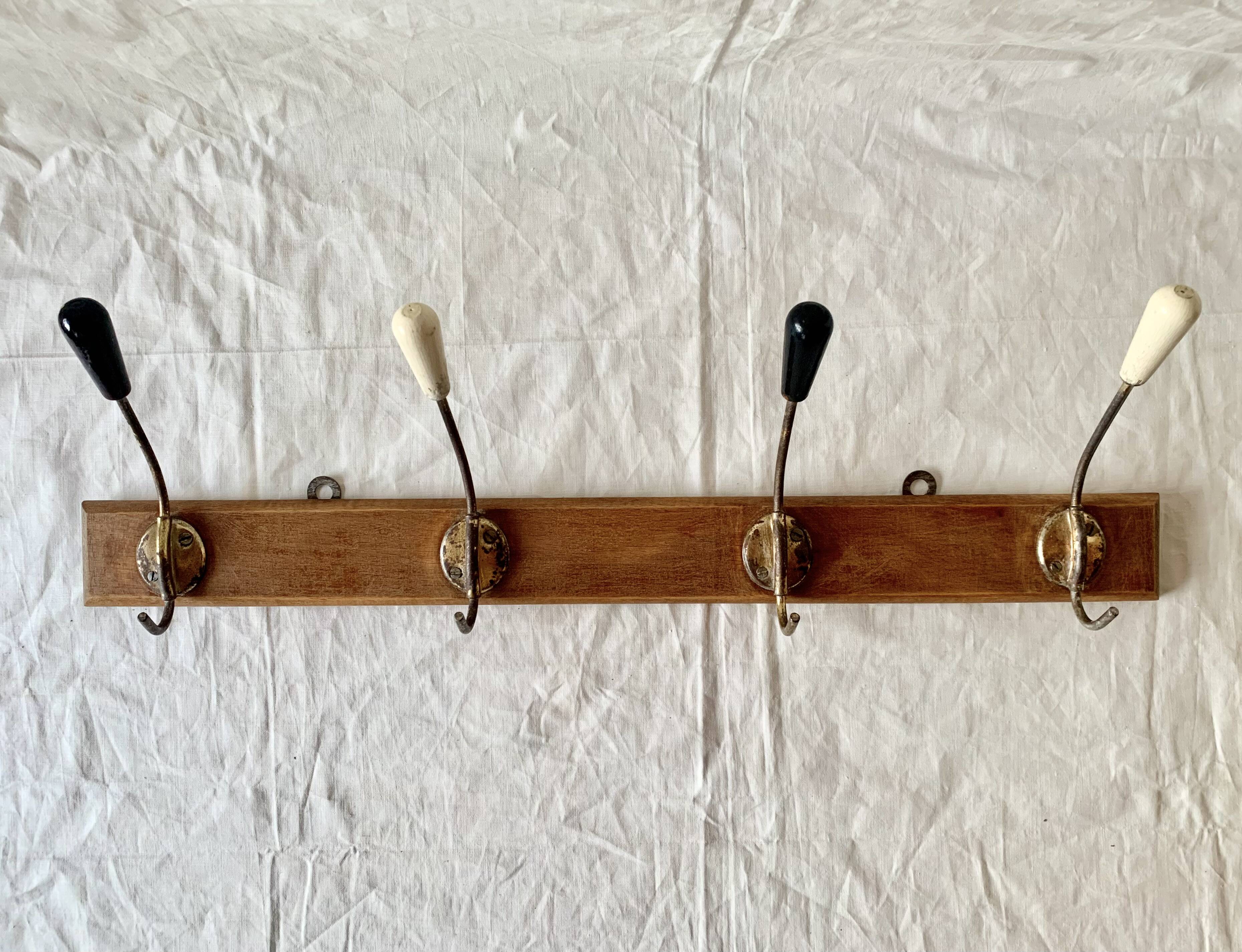 Vintage wooden wall coat rack - 4 hooks
