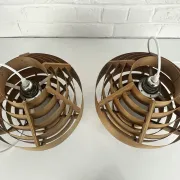 Pair of Hans-Agne Jakobsson pendant lights in pine veneer – AB Ellysett
