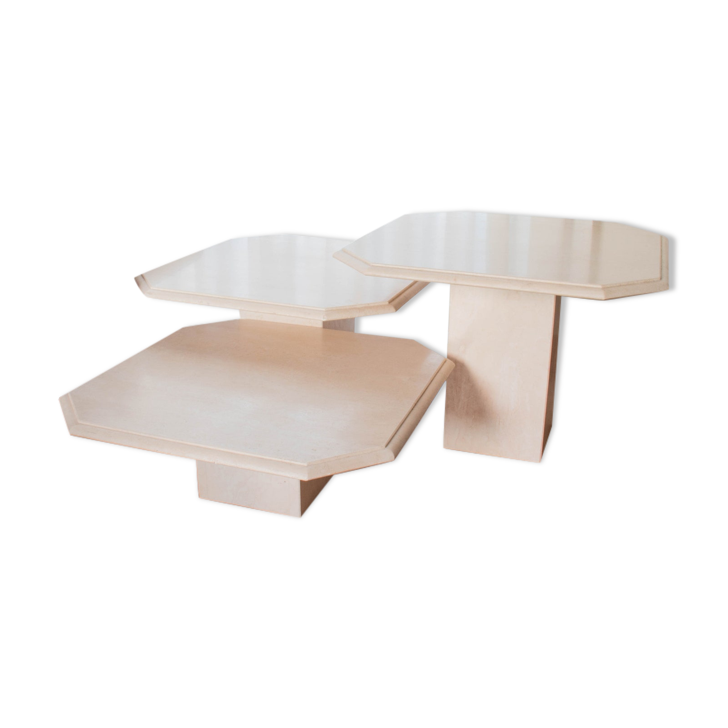 Tables basses en travertin