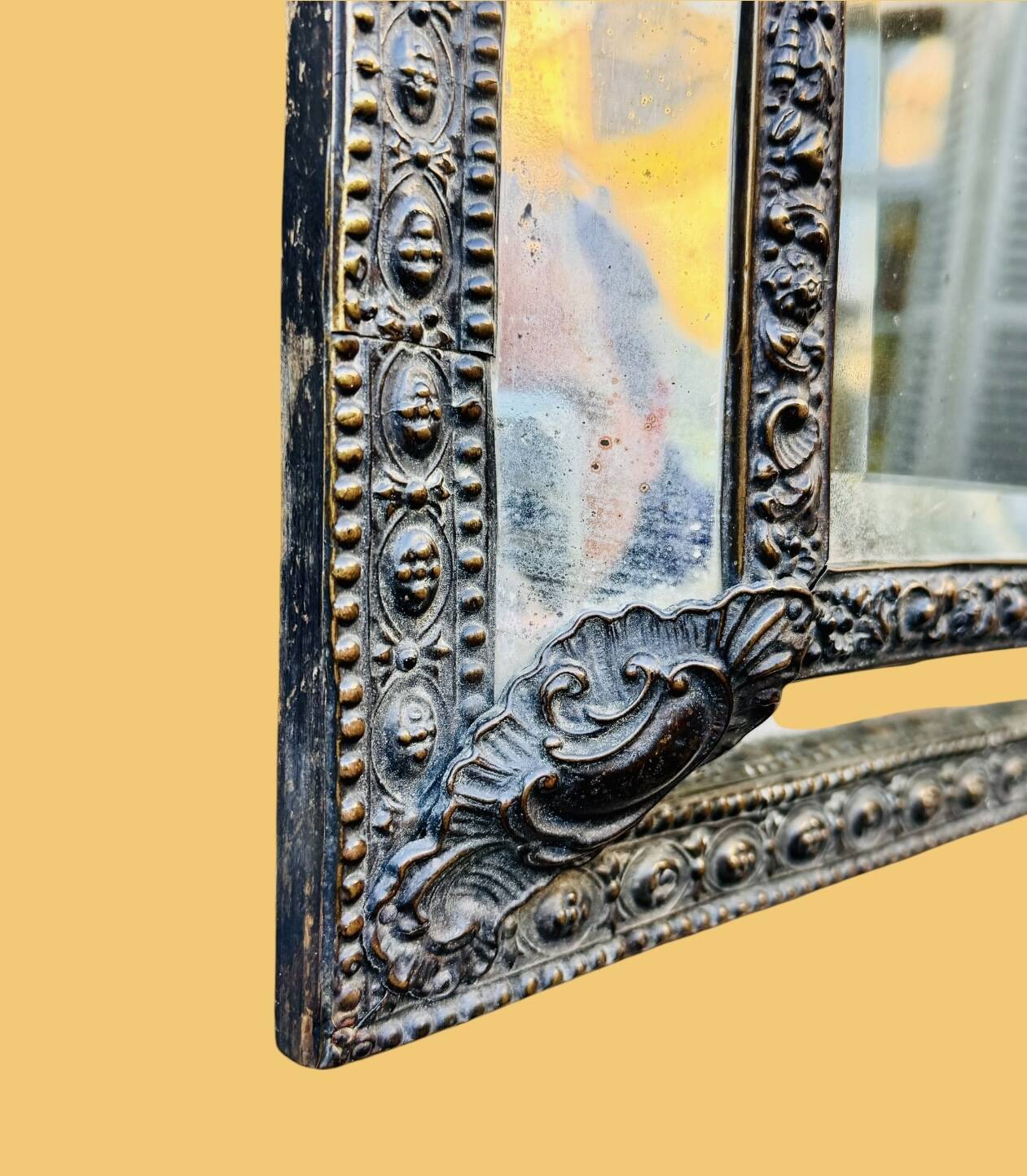 19th century wall mirror with parecloses