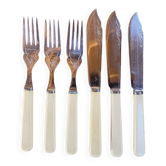 Bakelite fish cutlery from the 1930s