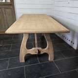 Guillerme and hambron oak table