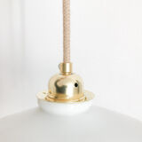 Opaline suspension with lace